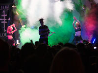 The Crüxshadows