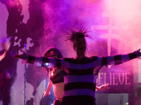 The Crüxshadows
