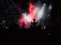 The Crüxshadows