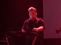 VNV Nation
